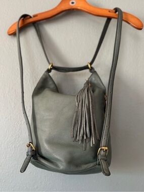 HOBO Merrin Leather Convertible Backpack / Shoulder Bag in Sage Brush